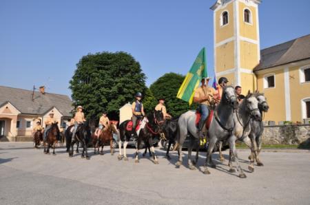 KNOBLEHARJEVO 2012 - Pohod Knobleharjeve konjenice 2012 12